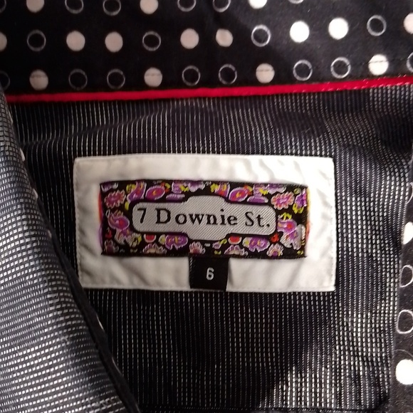 7 Downie st. Black and white long sleeve button-down men shirt. Circle pattern.6 - Picture 2 of 8